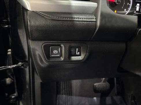 Used 2019 GMC Acadia SLE FWD image 33