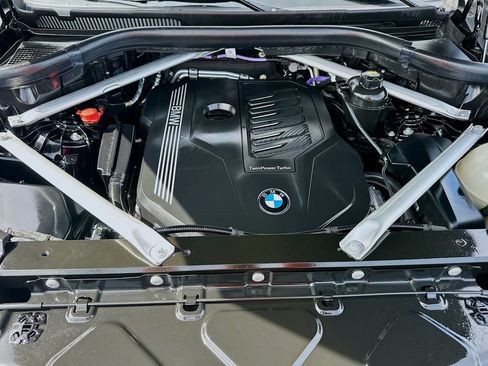 Used 2023 BMW X5 sDrive40i w/ Premium Package RWD image 30