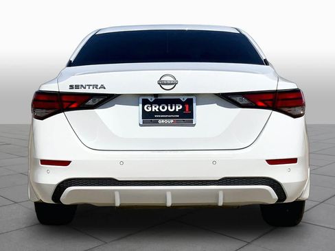 Used 2025 Nissan Sentra S FWD image 5