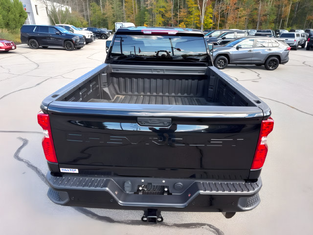 Used 2025 Chevrolet Silverado 2500 Custom w/ Custom Value Package AWD/4WD image 7