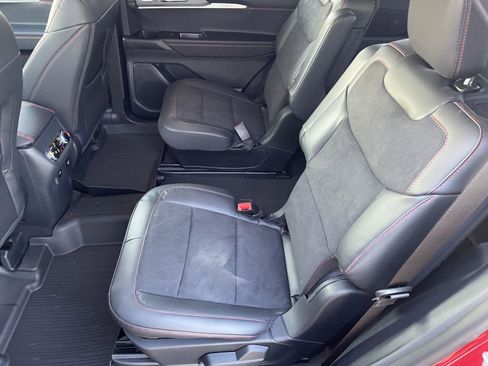 New 2026 Ford Explorer ST w/ Sun And Sound Package image 23