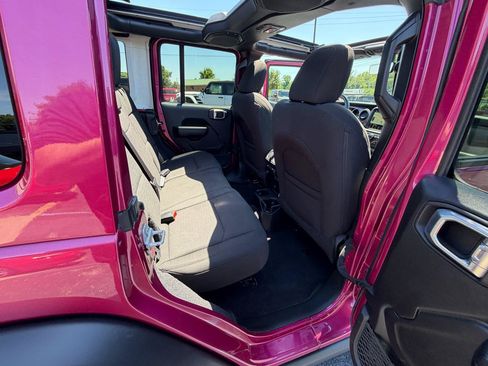 Used 2021 Jeep Wrangler Unlimited Sport AWD/4WD image 39