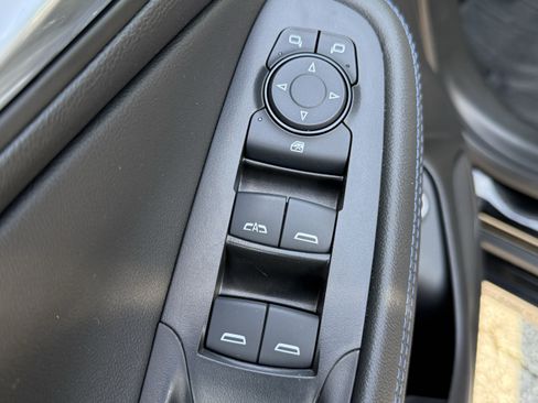 Used 2026 Buick Encore GX Sport Touring w/ Comfort Package FWD image 15