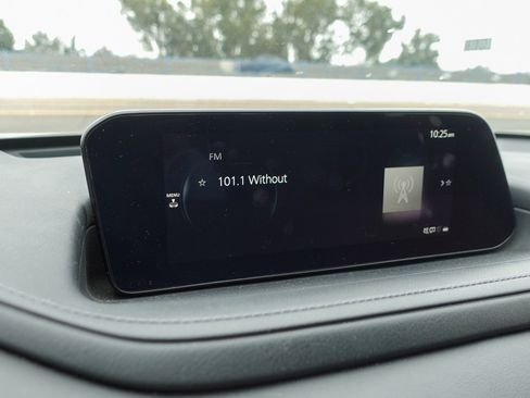 Certified 2025 MAZDA CX-30 AWD 2.5 S w/ Preferred Package image 17