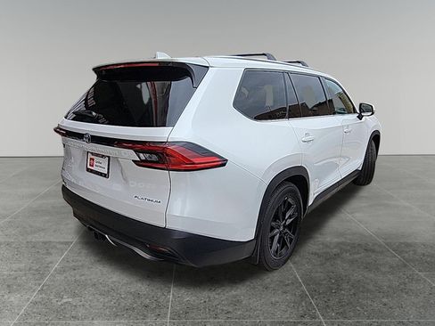 Certified 2025 Toyota Grand Highlander AWD image 7