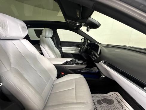 Certified 2023 Cadillac Lyriq 2WD image 32