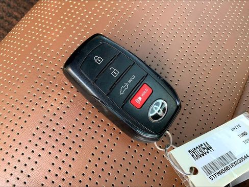 Used 2024 Toyota Tundra 1794 Edition image 15