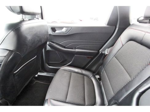 Used 2023 Ford Escape ST-Line image 12