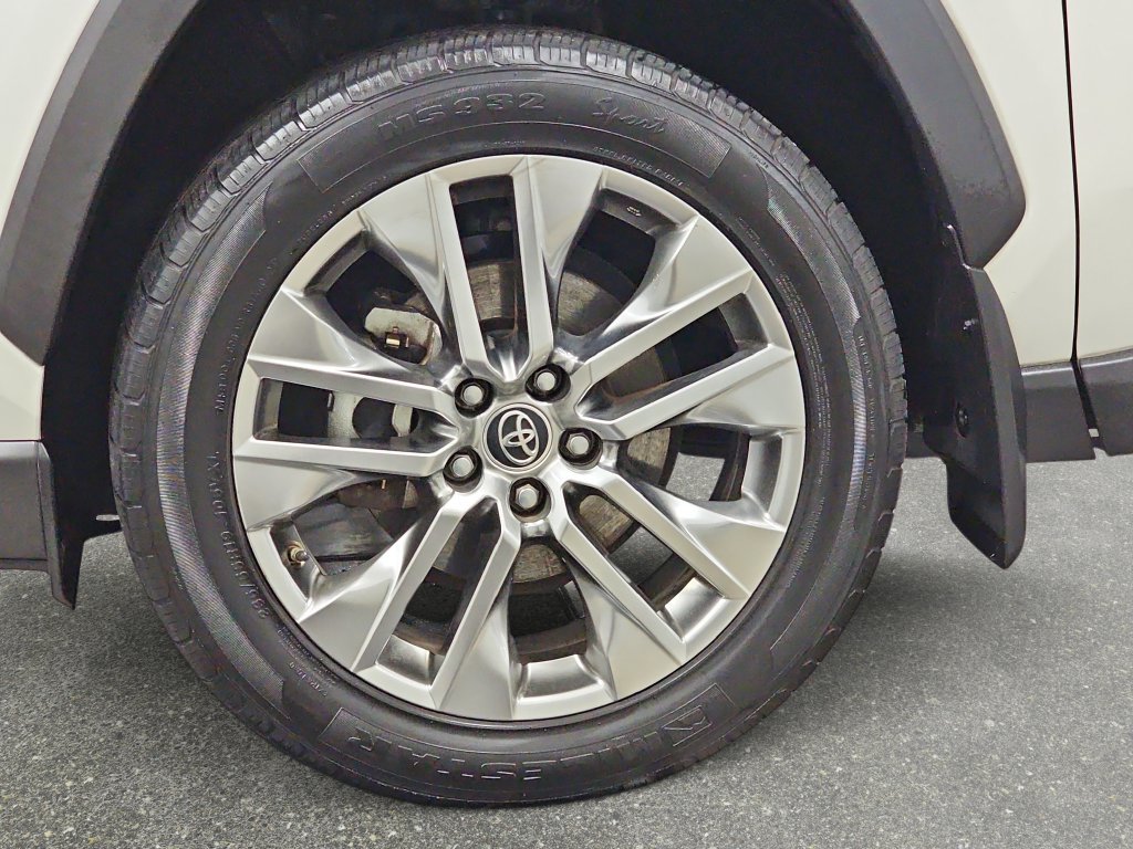 Used 2019 Toyota RAV4 Limited w/ All Weather Liner Package AWD/4WD image 34