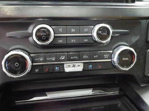Used 2023 Ford F350 Lariat w/ Lariat Ultimate Package AWD/4WD image 37