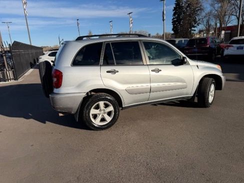 Used 2004 Toyota RAV4 4WD image 15