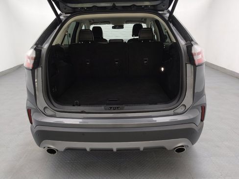 Used 2024 Ford Edge Titanium image 29