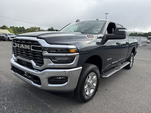 Used 2026 RAM 2500 Big Horn AWD/4WD image 10