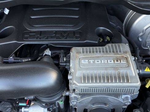 Used 2024 RAM 1500 Big Horn RWD image 32
