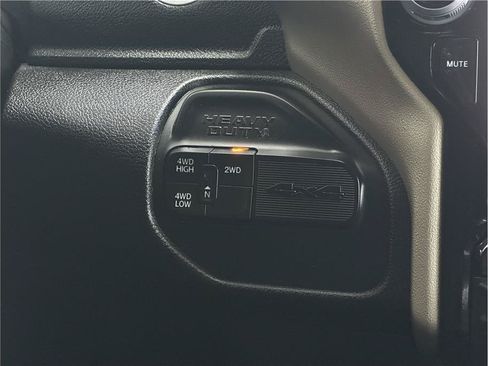 Used 2024 RAM 2500 Laramie w/ Safety Group AWD/4WD image 28