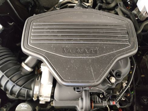 Used 2019 GMC Acadia SLE AWD/4WD image 30