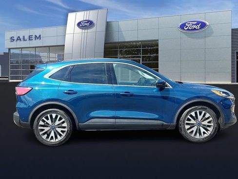 Used 2020 Ford Escape Titanium AWD/4WD image 2