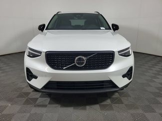 Certified 2026 Volvo XC40 B5 Plus AWD/4WD video 2