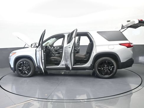 Used 2020 Chevrolet Traverse LS FWD image 69