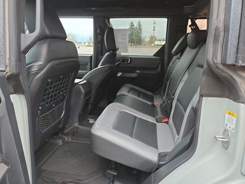 Used 2022 Ford Bronco Black Diamond image 28