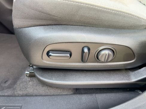 Certified 2023 Chevrolet Equinox LS w/ LS Convenience Package image 14