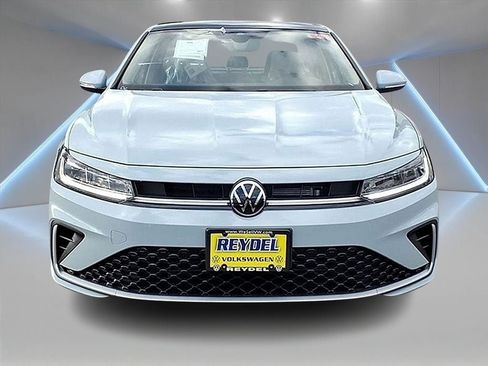 New 2026 Volkswagen Jetta SEL FWD image 2