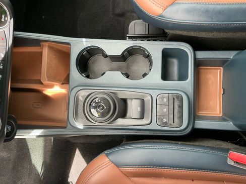 Used 2022 Ford Maverick Lariat w/ Lariat Luxury Package image 15