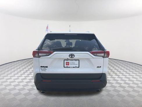 Certified 2025 Toyota RAV4 XLE FWD image 16