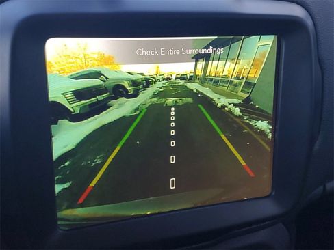 Used 2023 Jeep Renegade Latitude image 19