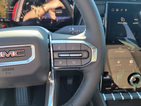 New 2026 GMC Terrain Elevation image 16