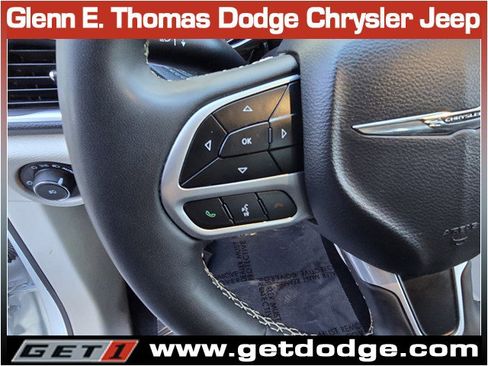 Certified 2024 Chrysler Pacifica Limited image 21