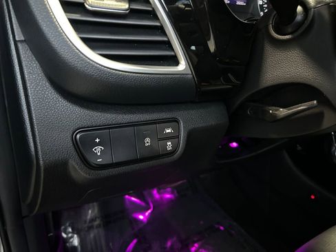 Used 2022 Kia Seltos EX image 21