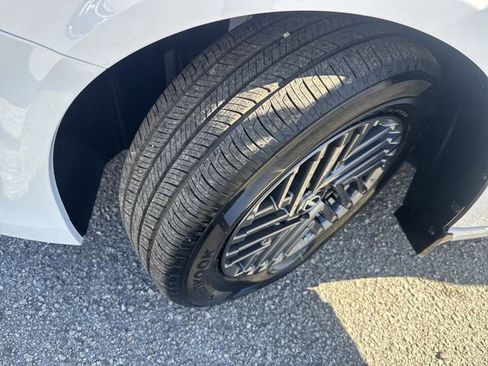 New 2026 Nissan Sentra SV image 31