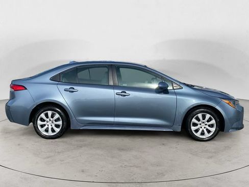 Used 2024 Toyota Corolla LE FWD image 4