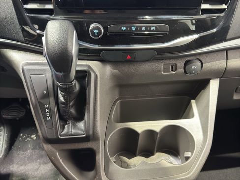 Used 2024 Ford Transit 350 XLT image 27