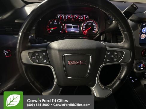 Used 2016 GMC Yukon SLT w/ Open Road Package image 11