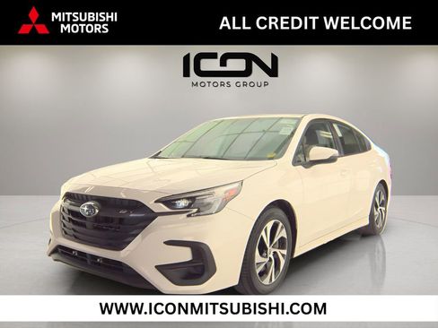 Used 2024 Subaru Legacy Premium AWD/4WD image 1