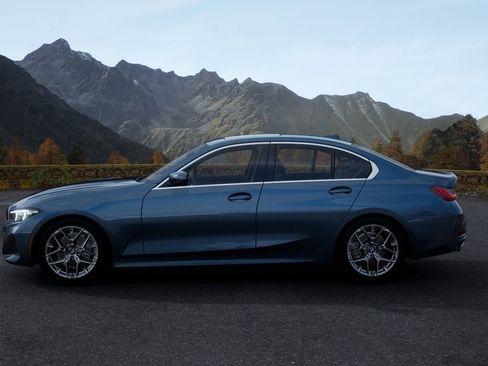 Used 2025 BMW 330i 330i w/ M Sport Package image 33