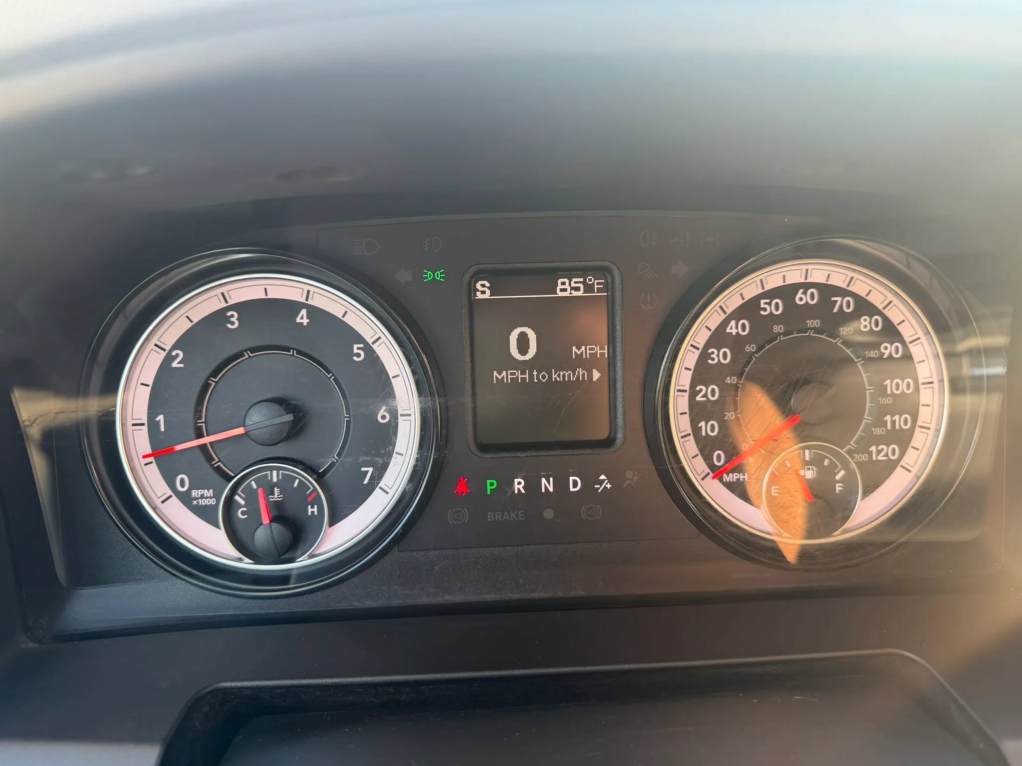 Used 2020 RAM 1500 Classic SLT AWD/4WD image 11