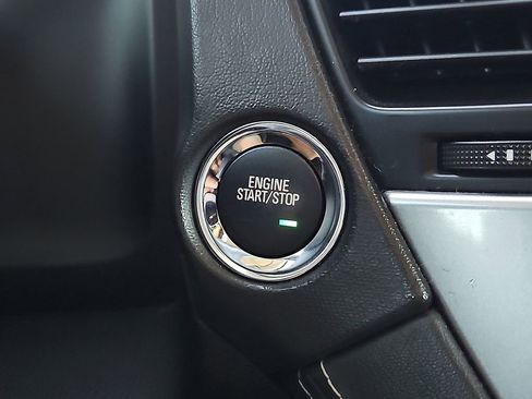 Used 2017 Chevrolet Tahoe LT image 27