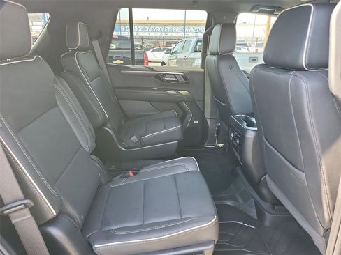 Certified 2025 Chevrolet Tahoe Premier RWD image 19