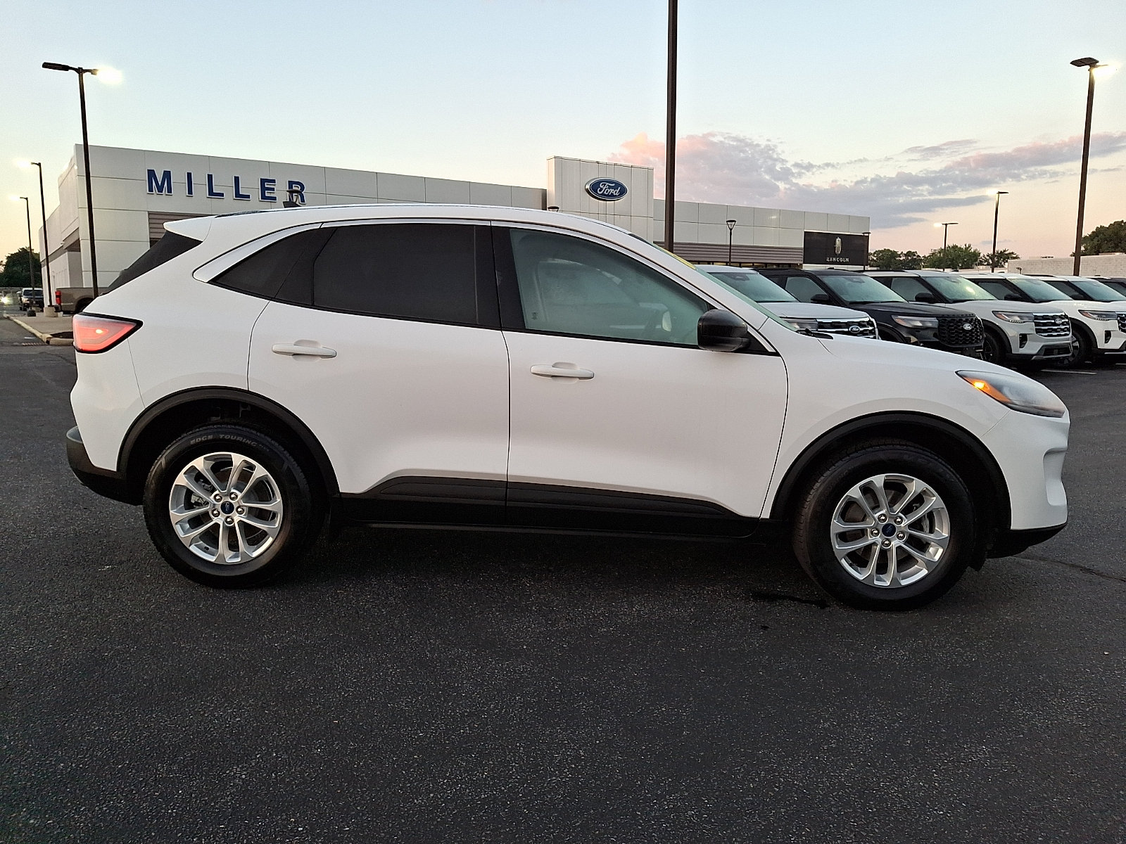 Certified 2022 Ford Escape SE AWD/4WD image 7