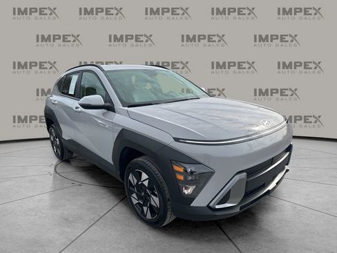 Used 2025 Hyundai Kona SEL image 7