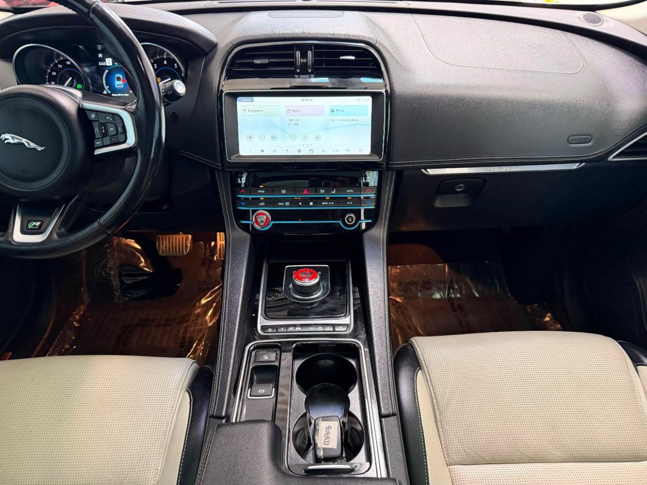 Used 2020 Jaguar F-PACE R-Sport AWD/4WD image 38