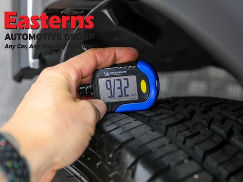 Used 2023 Toyota Highlander LE image 29