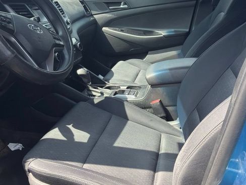 Used 2016 Hyundai Tucson SE FWD image 2