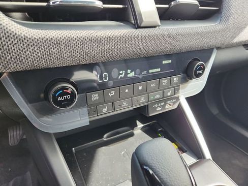 New 2026 Subaru Outback Premium image 19