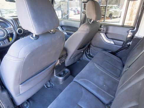 Used 2018 Jeep Wrangler Unlimited Sahara w/ Max Tow Package image 18