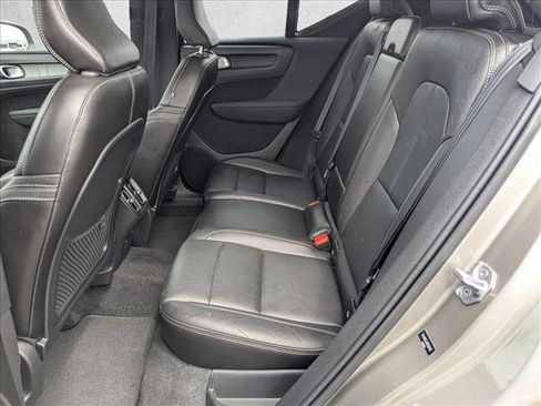 Used 2021 Volvo XC40 T5 Inscription AWD/4WD image 18