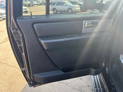 Used 2017 Ford Expedition EL Limited image 14